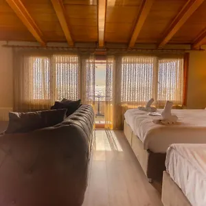 Hostel Cheers Lighthouse İstanbul